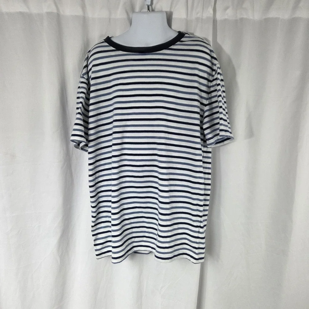 Old Navy Boys Size Large Short Sleeve  Crew Neck T Shirt Stripes Blue White